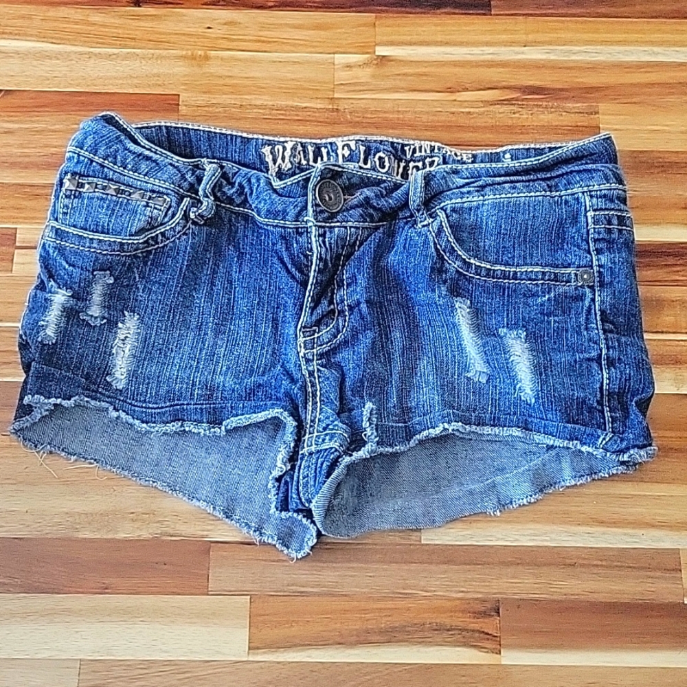 Wallflower vintage shorts